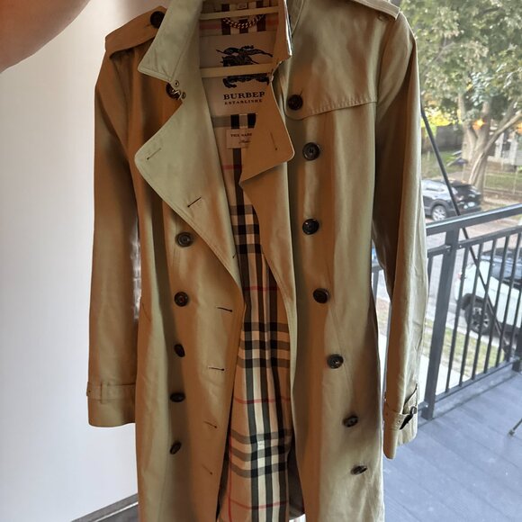 Burberry trench size USA 14 - Picture 5 of 8